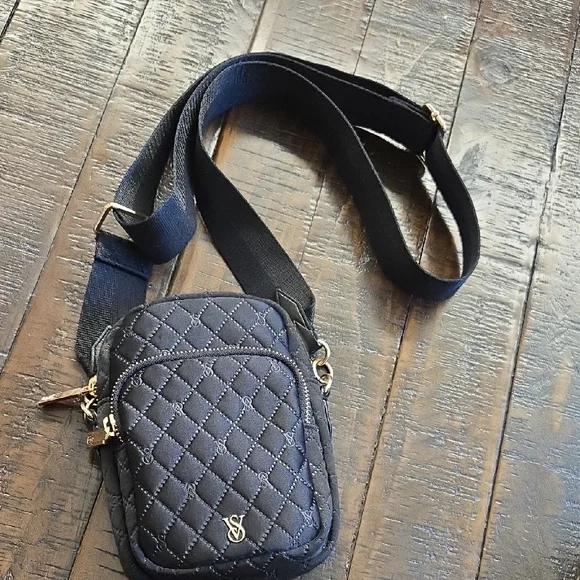 Black Quilted Crossbody Bag - Picture 1 of 6